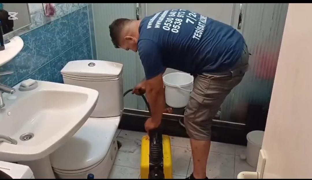 Tuvalet Tıkanıklığı Açma